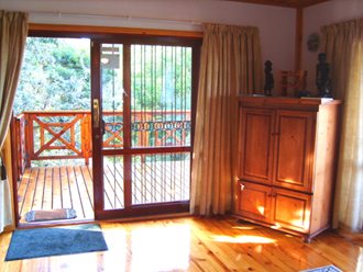 Note sliding doors and floors