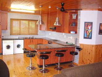 A house in Traflagar with modern kitchen and granite tops.